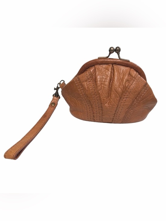 American Leather Co. Handbags - Vintage-Inspired Tan Leather Kiss-Lock Wristlet Clutch
